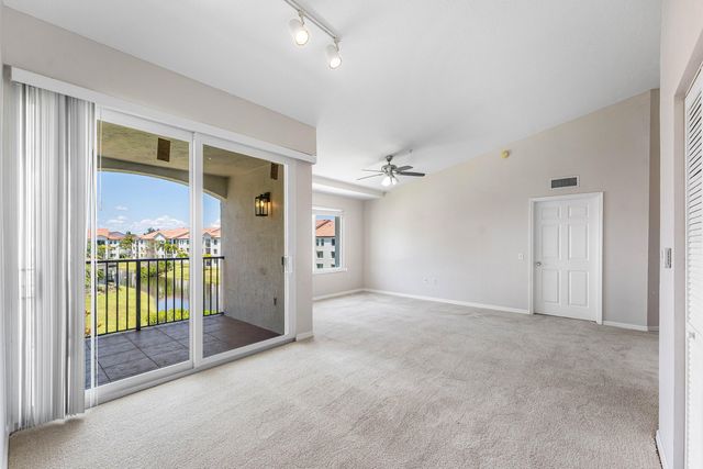 118 Villa Circle 118, Boynton Beach, FL 33435