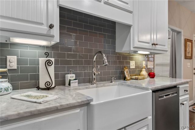 12946 Joshua ST, Northport, AL 35475