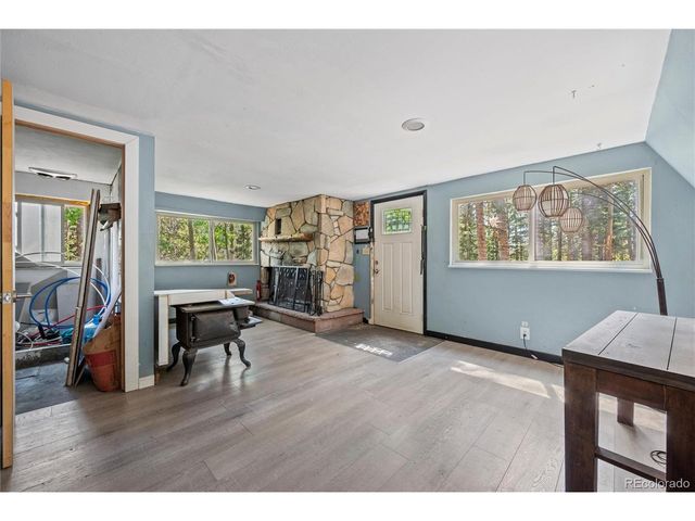 10275 Dowdle Dr, Golden, CO 80403