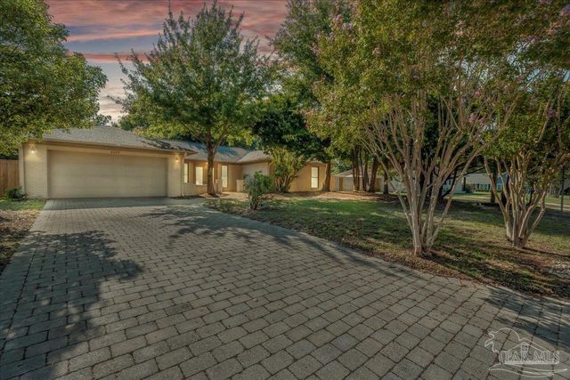 4165 Monteigne Dr, Pensacola, FL 32504