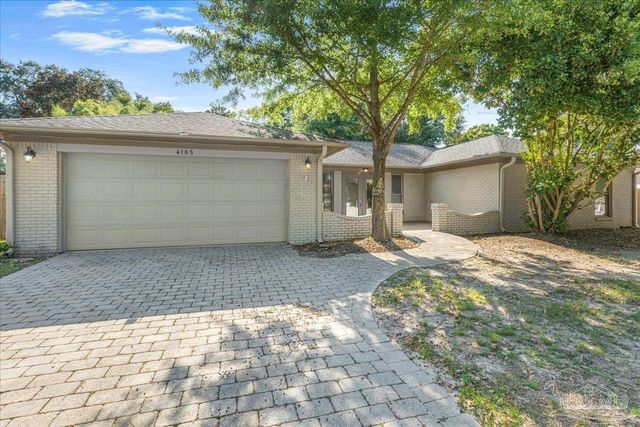4165 Monteigne Dr, Pensacola, FL 32504