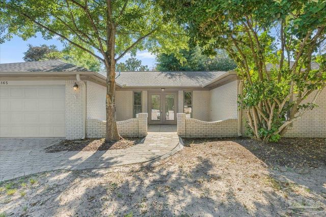 4165 Monteigne Dr, Pensacola, FL 32504