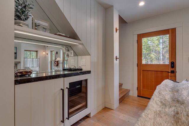 2045 West Lake Boulevard, Tahoe City, CA 96145