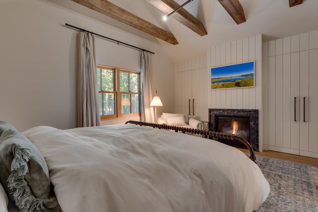 2045 West Lake Boulevard, Tahoe City, CA 96145