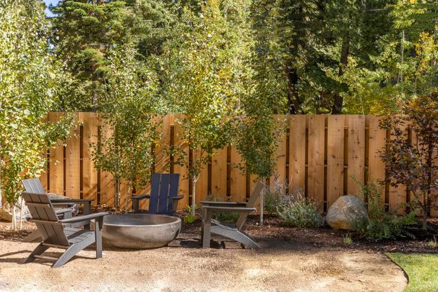 2045 West Lake Boulevard, Tahoe City, CA 96145