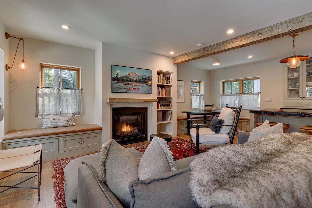 2045 West Lake Boulevard, Tahoe City, CA 96145