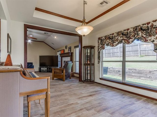 932 NW 171st Place, Edmond, OK 73012