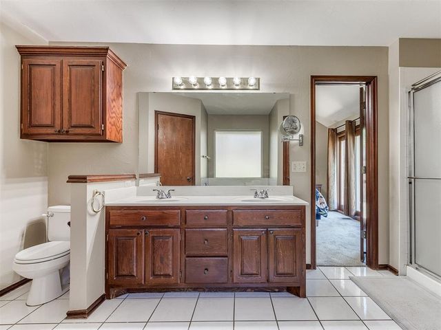 932 NW 171st Place, Edmond, OK 73012