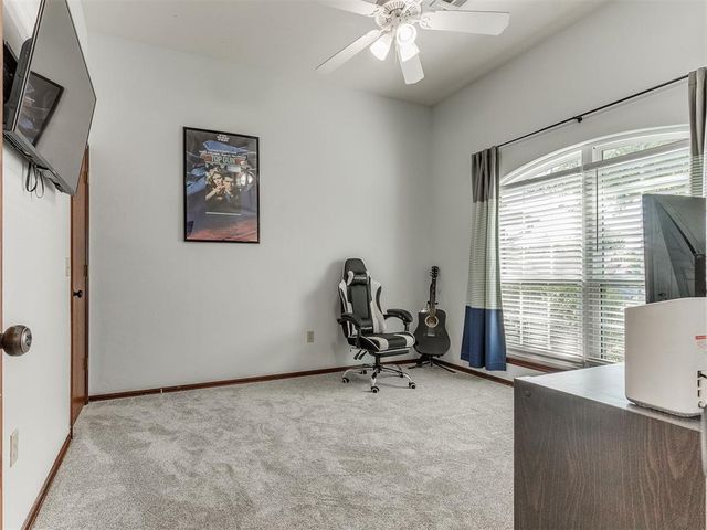 932 NW 171st Place, Edmond, OK 73012