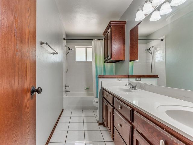 932 NW 171st Place, Edmond, OK 73012