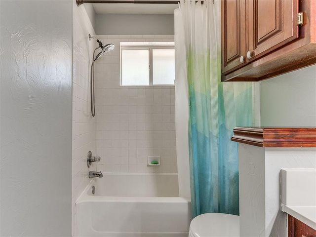 932 NW 171st Place, Edmond, OK 73012