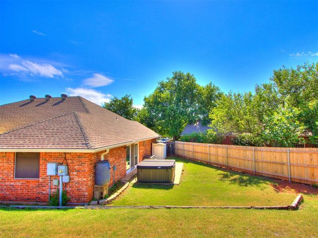932 NW 171st Place, Edmond, OK 73012