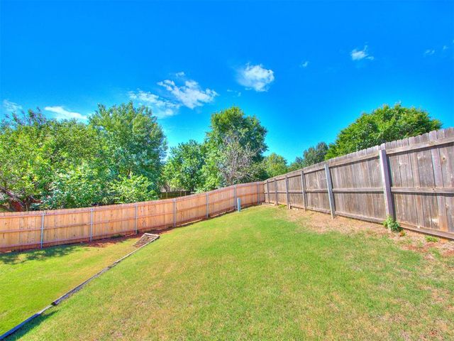 932 NW 171st Place, Edmond, OK 73012