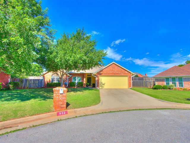 932 NW 171st Place, Edmond, OK 73012