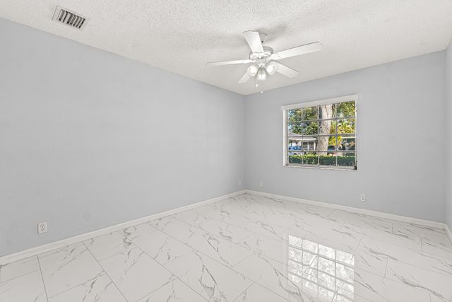 10119 S 42nd Terrace 129, Boynton Beach, FL 33436