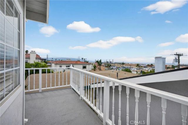 456 Ocean View, Hermosa Beach, CA 90254