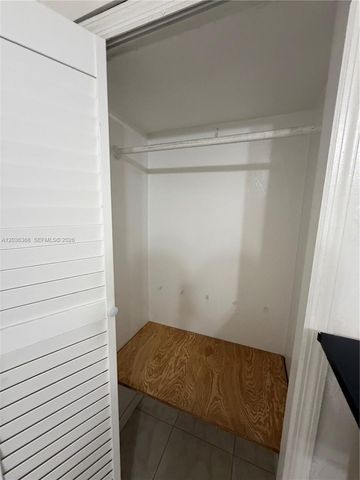 1061 NE 137th St 1, North Miami, FL 33161