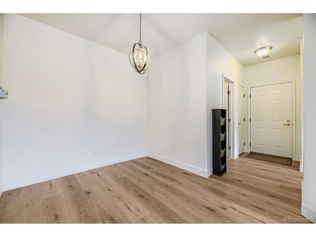 7498 S Alkire St 201, Littleton, CO 80127