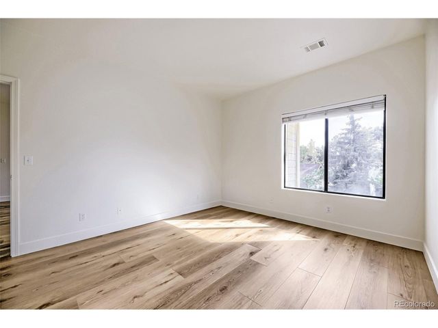 7498 S Alkire St 201, Littleton, CO 80127