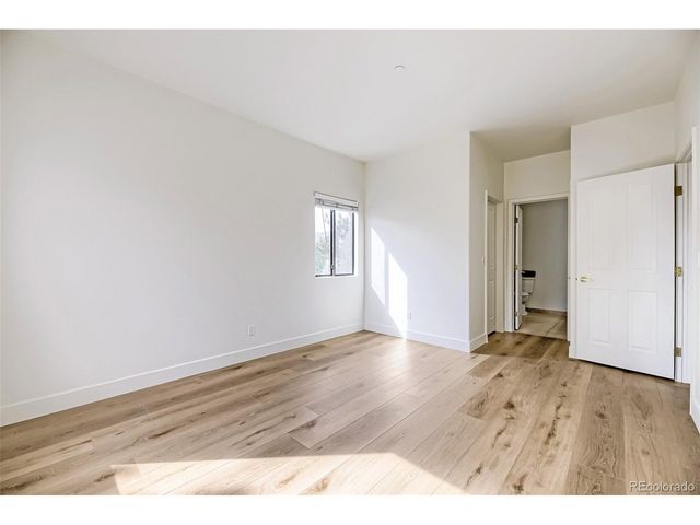 7498 S Alkire St 201, Littleton, CO 80127