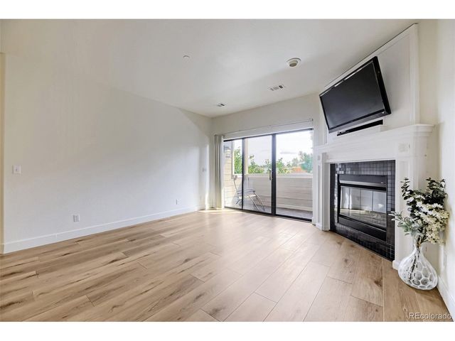 7498 S Alkire St 201, Littleton, CO 80127