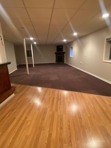 1626 S Luther Avenue, Oakbrook Terrace, IL 60181