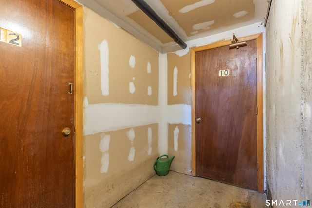 10 Lance Circle 10, Bridgeport, CT 06606