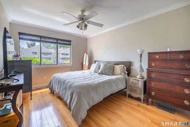 10 Lance Circle 10, Bridgeport, CT 06606