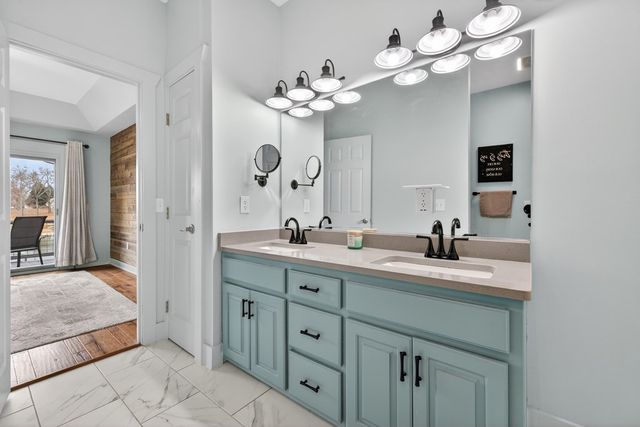 209B N Berrong Street, Hiawassee, GA 30546