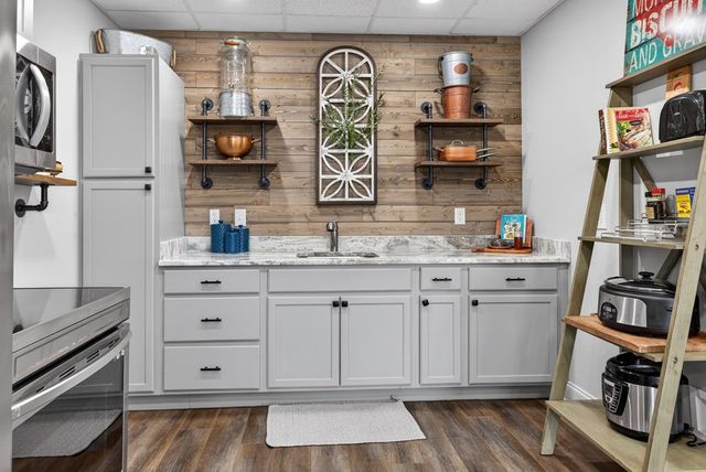 209B N Berrong Street, Hiawassee, GA 30546