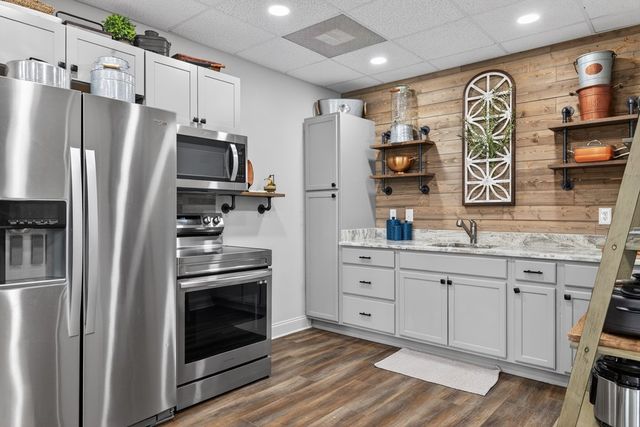 209B N Berrong Street, Hiawassee, GA 30546