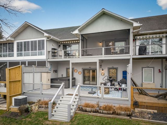 209B N Berrong Street, Hiawassee, GA 30546