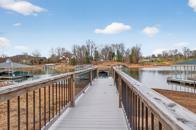 209B N Berrong Street, Hiawassee, GA 30546