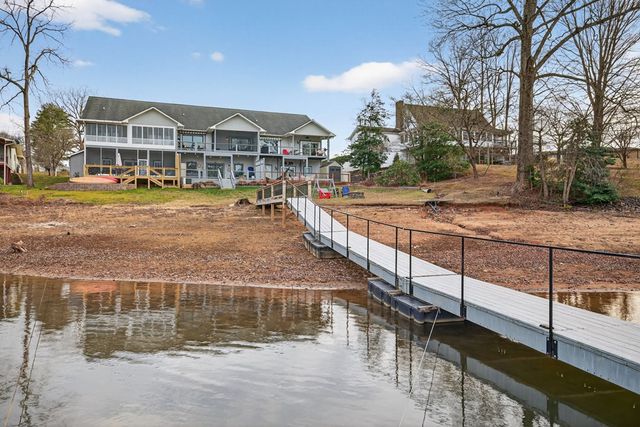 209B N Berrong Street, Hiawassee, GA 30546