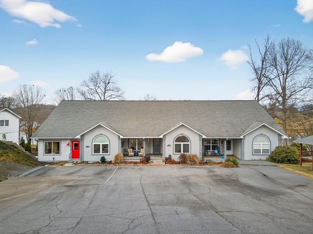 209B N Berrong Street, Hiawassee, GA 30546