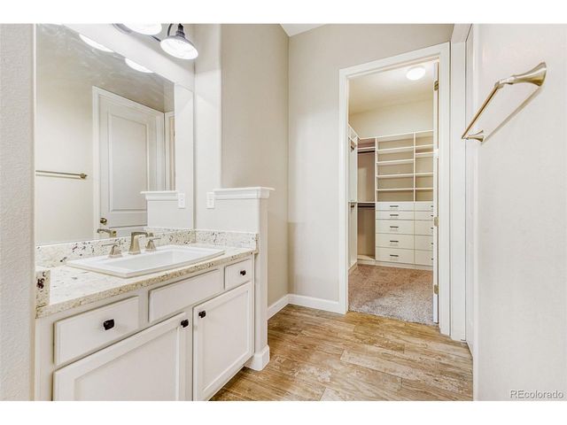 9894 Eagle River St, Littleton, CO 80125