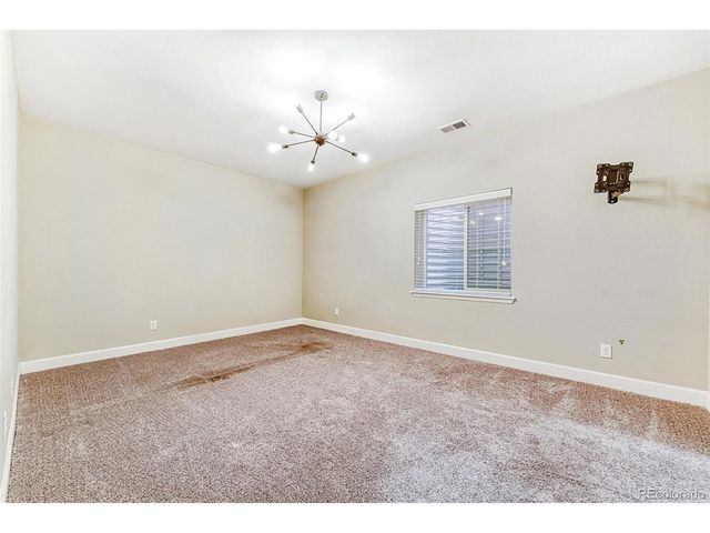 9894 Eagle River St, Littleton, CO 80125