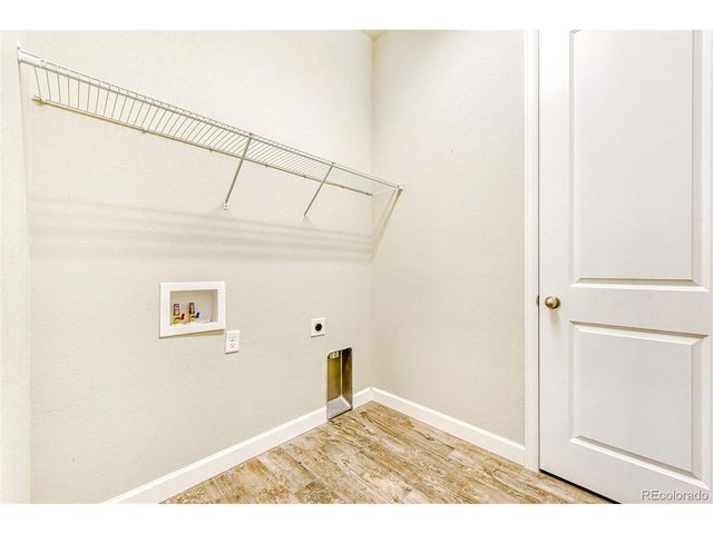 9894 Eagle River St, Littleton, CO 80125