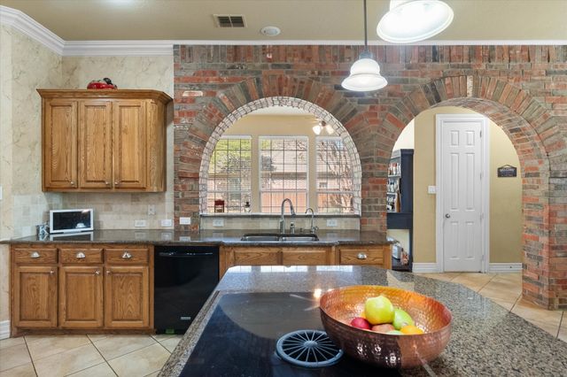 1624 Lost Lake Drive, Keller, TX 76248