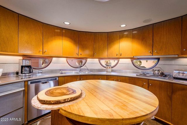 6836 N 36th Street, Phoenix, AZ 85018