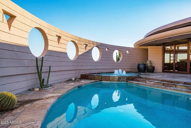 6836 N 36th Street, Phoenix, AZ 85018