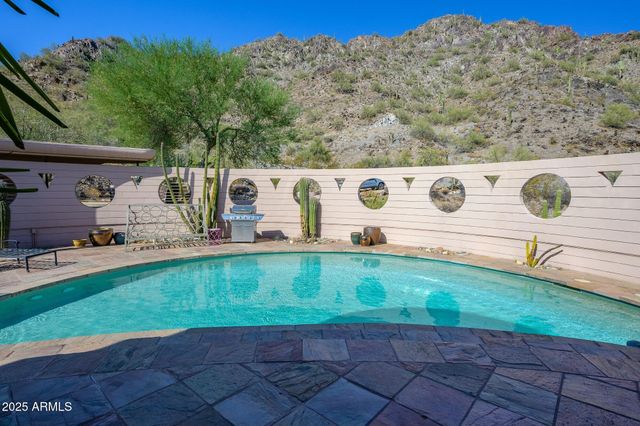 6836 N 36th Street, Phoenix, AZ 85018