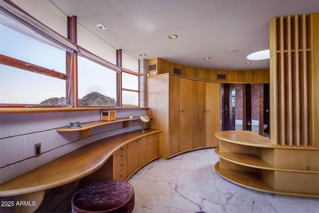 6836 N 36th Street, Phoenix, AZ 85018