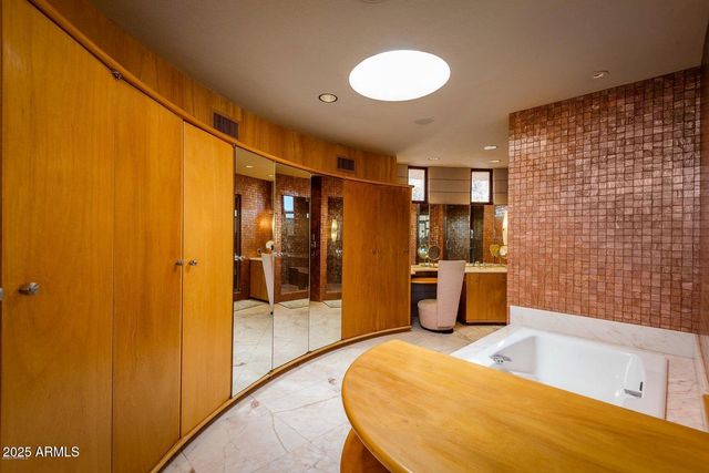 6836 N 36th Street, Phoenix, AZ 85018