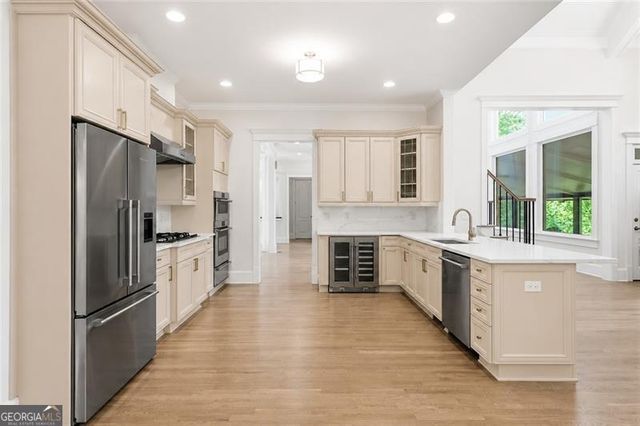 5720 Chestatee Landing Drive, Gainesville, GA 30506
