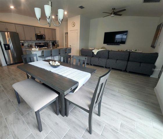 1055 PAPAYA CIRCLE, Davenport, FL 33897