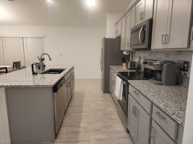 1055 PAPAYA CIRCLE, Davenport, FL 33897