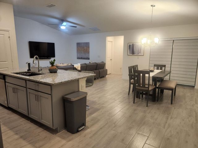 1055 PAPAYA CIRCLE, Davenport, FL 33897