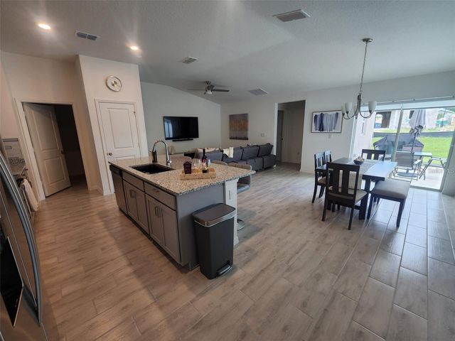 1055 PAPAYA CIRCLE, Davenport, FL 33897