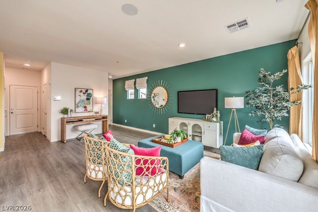 1102 Peacock Plume Street, Henderson, NV 89011